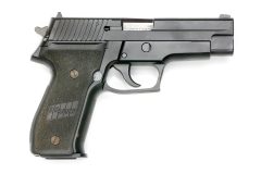 SIG P226